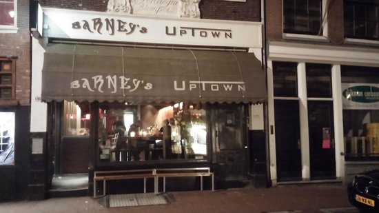 Barney's кофешоп в Амстердаме